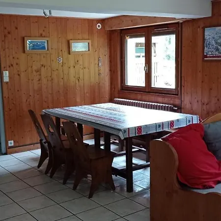 Le Randonneur Apartment